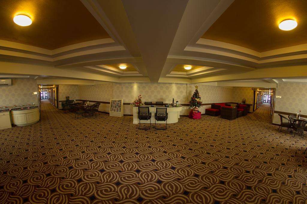 Hotel Янгон Экстерьер фото