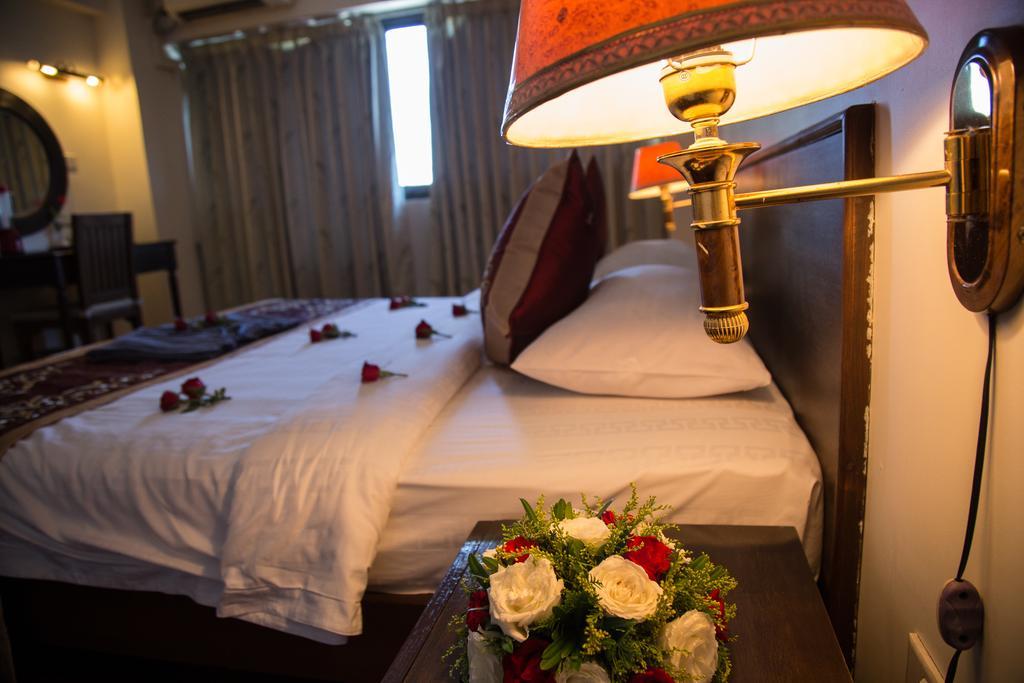 Hotel Янгон Экстерьер фото