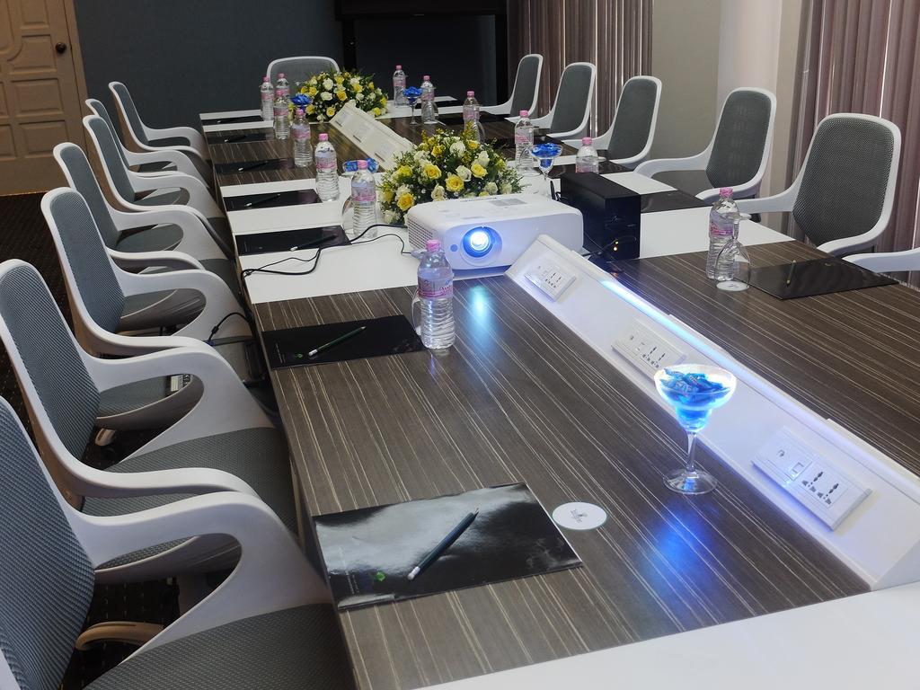 Hotel Янгон Экстерьер фото