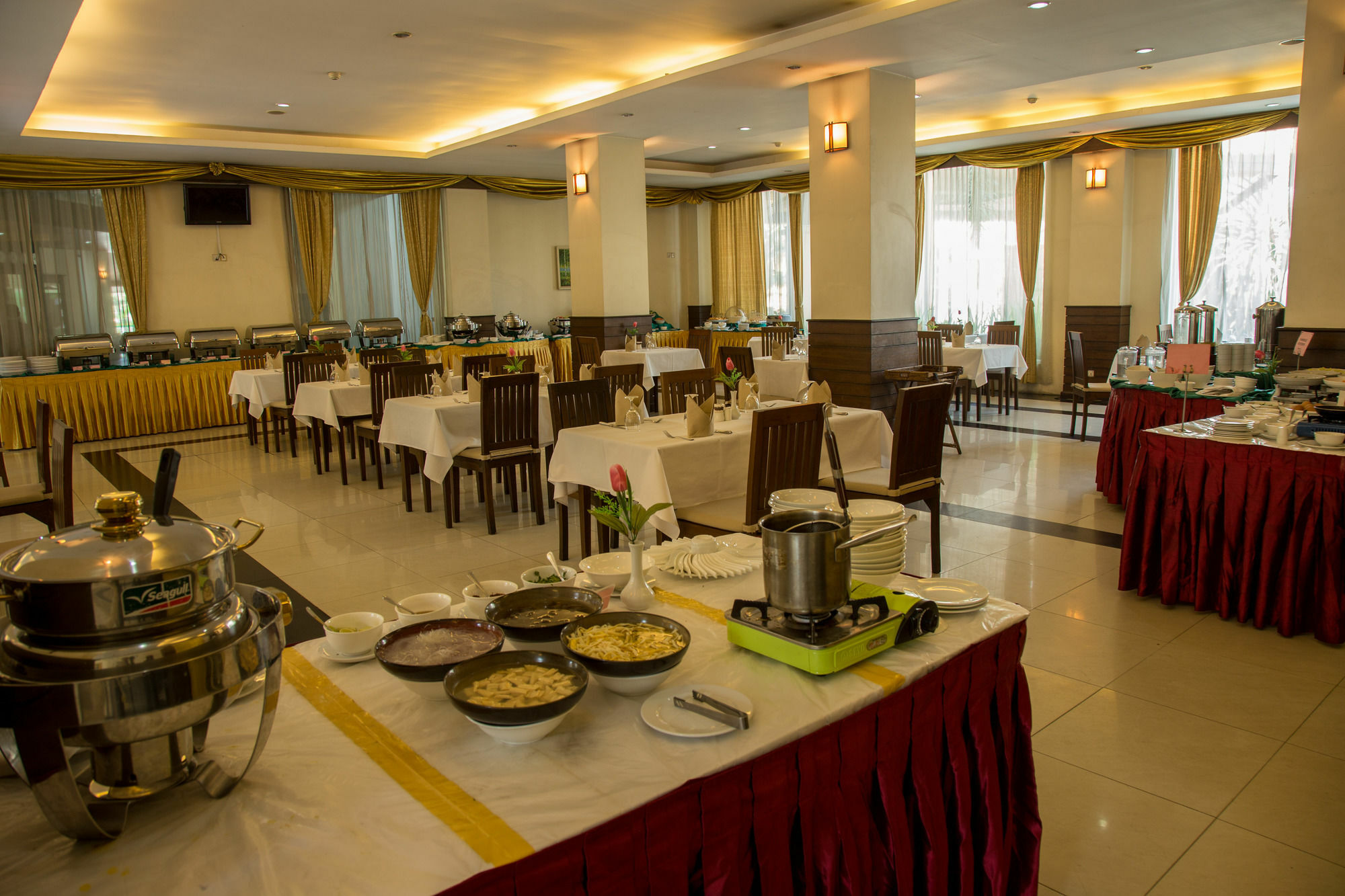 Hotel Янгон Экстерьер фото